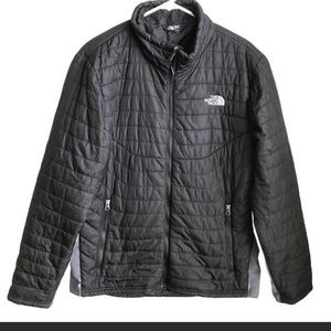 The north face Men’s Puffer Jacket.